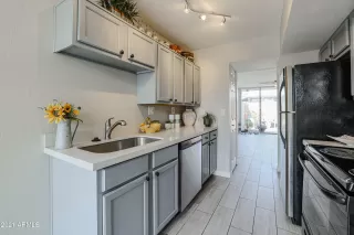 Photo #2: 6276206 Listing