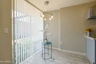 Photo #6: 6276206 Listing