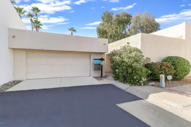 MLS: 6276275 Condo For Sale