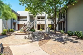 Photo #5: 6276278 Listing