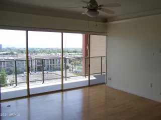 Photo #2: 6276323 Listing