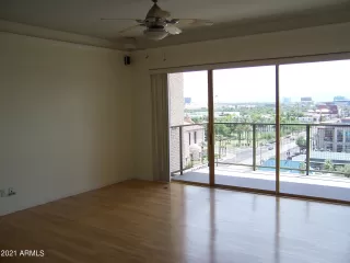 Photo #4: 6276323 Listing