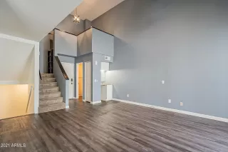 Photo #4: 6276375 Listing