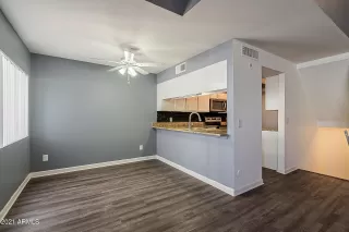 Photo #5: 6276375 Listing