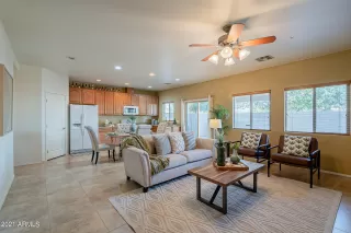 Photo #4: 6276607 Listing