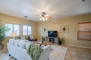 Photo #5: 6276607 Listing