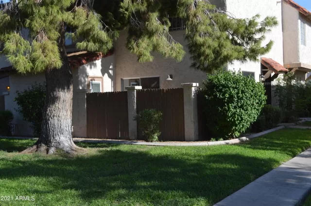 MLS: 6276752 Condo For Sale