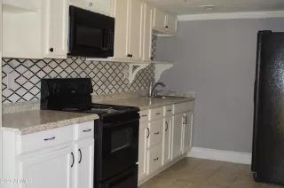 Photo #5: 6276752 Listing