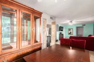 Photo #5: 6276878 Listing