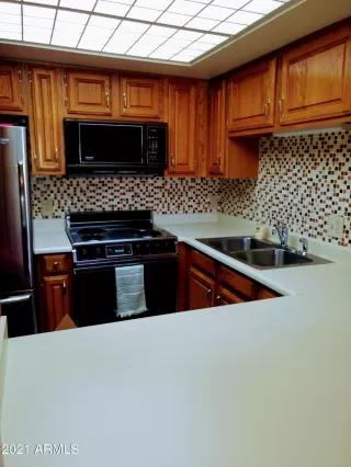 Photo #3: 6276911 Listing