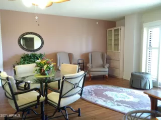 Photo #6: 6276911 Listing