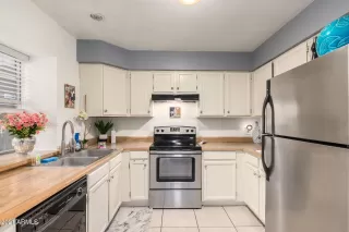 Photo #5: 6277168 Listing