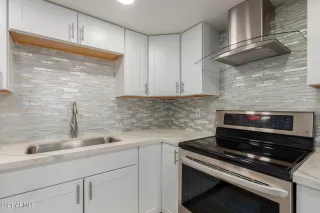 Photo #4: 6277318 Listing 