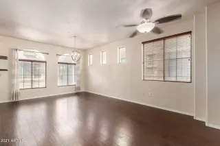 Photo #5: 6277739 Listing