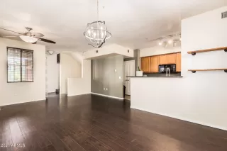 Photo #6: 6277739 Listing