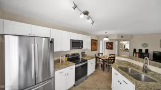 Photo #6: 6277748 Listing