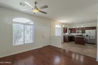 Photo #5: 6277932 Listing