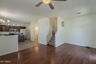 Photo #6: 6277932 Listing