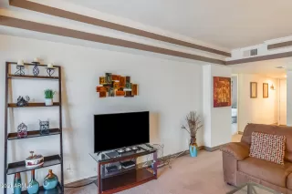 Photo #3: 6278051 Listing