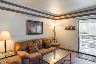 Photo #4: 6278051 Listing