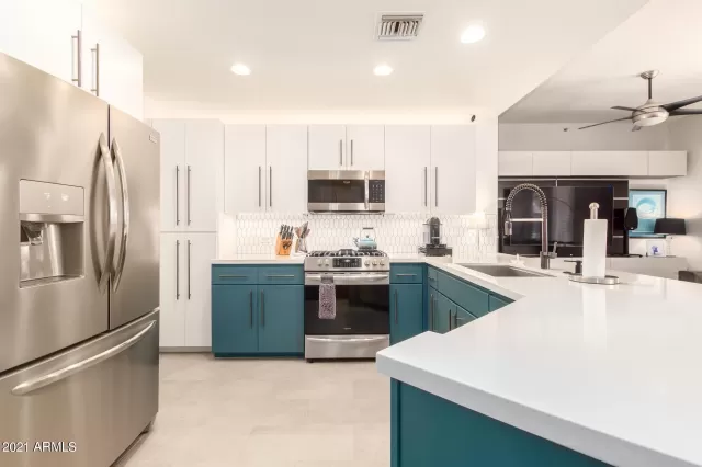 MLS: 6278245 Condo For Sale