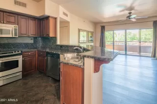 Photo #5: 6278261 Listing