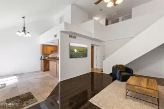 Photo #5: 6278326 Listing