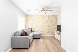 Photo #2: 6278375 Listing