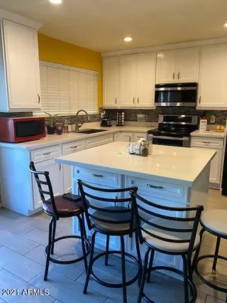 Photo #6: 6278550 Listing