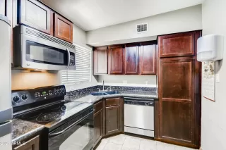 Photo #6: 6279028 Listing