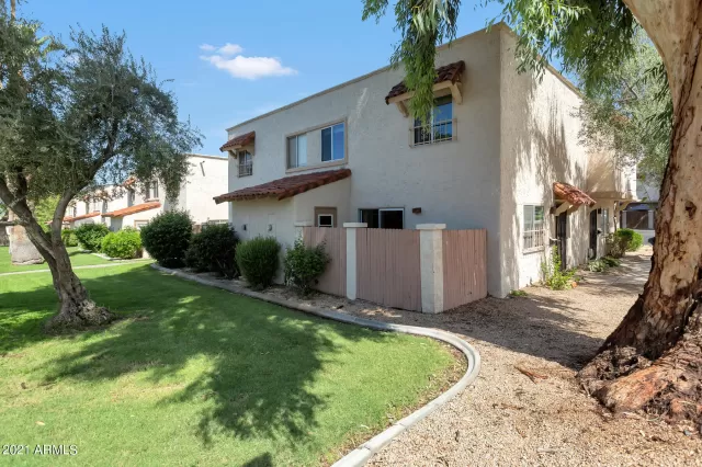 MLS: 6279124 Condo For Sale