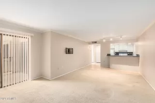 Photo #3: 6279135 Listing 