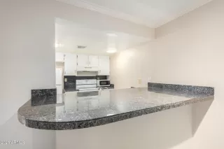 Photo #5: 6279135 Listing 