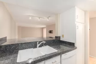 Photo #6: 6279135 Listing 