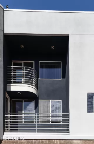 Photo #2: 6279187 Listing