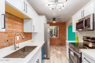 Photo #6: 6279251 Listing