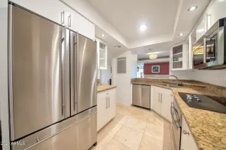 Photo #4: 6279337 Listing