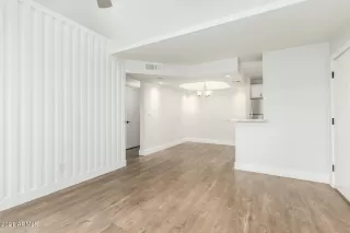 Photo #4: 6279496 Listing