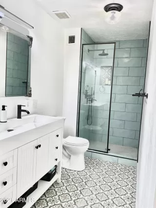 Photo #2: 6279546 Listing