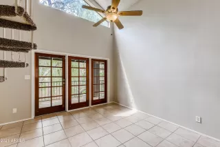 Photo #5: 6279835 Listing