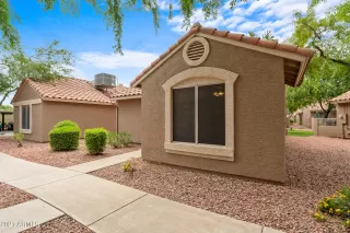 Photo #4: 6279995 Listing