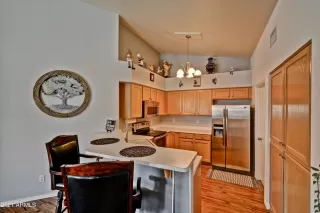 Photo #3: 6280346 Listing