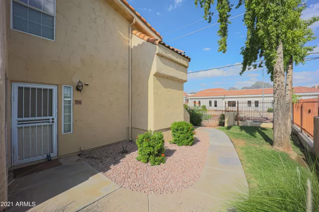 MLS: 6280680 Condo For Sale