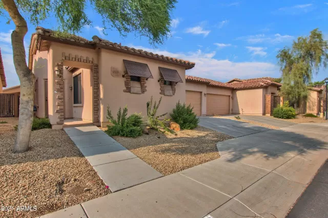 MLS: 6280900 Condo For Sale