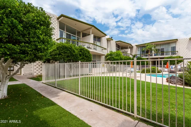 MLS: 6280966 Condo For Sale