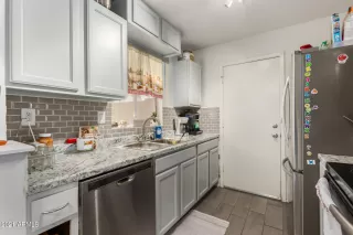 Photo #6: 6280967 Listing 