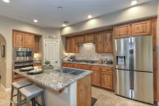 Photo #6: 6281032 Listing 