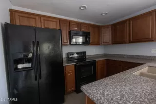 Photo #5: 6281055 Listing 