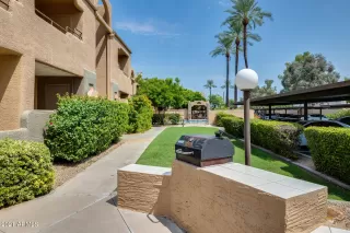 Photo #2: 6281137 Listing