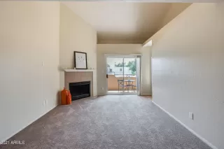 Photo #4: 6281137 Listing